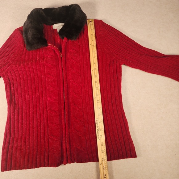 Designers Originals Studio PM Red Cable Knit Faux Fur Collar Full Zip Cardigan - Picture 4 of 10